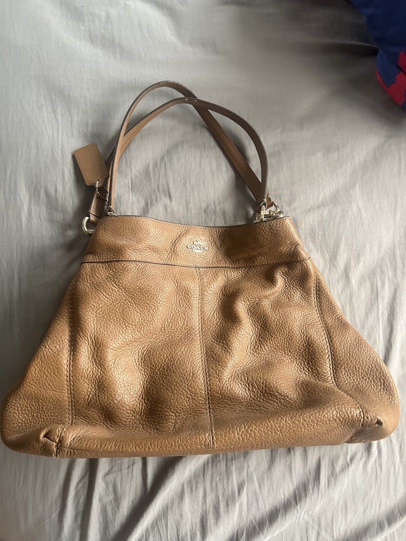Vintage Coach Lexy Bag (Category: Shoulder Bags) located in San Juan, La Union. Submitted by a.l.a.b (Listing ID 1460182852, Image 1). Description: Gold hardware Brown pebbled leather .
