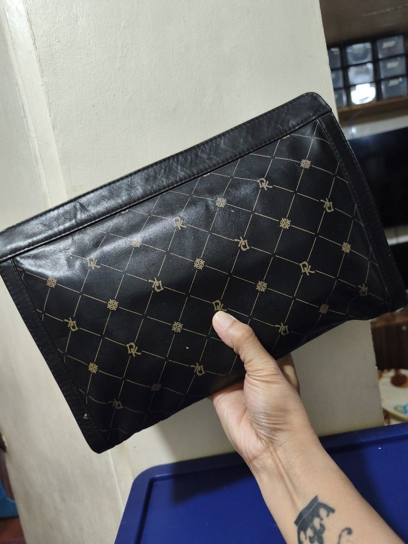 Vintage DK pattern Clutch (Category: Clutches) located in Quezon City. Submitted by uydaisy1979 (Listing ID 1460200004, Image 3). Description: .