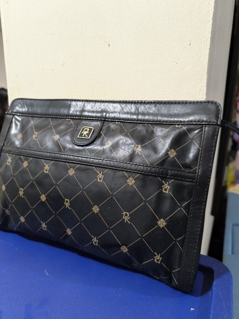 Vintage DK pattern Clutch (Category: Clutches) located in Quezon City. Submitted by uydaisy1979 (Listing ID 1460200004, Image 2). Description: .