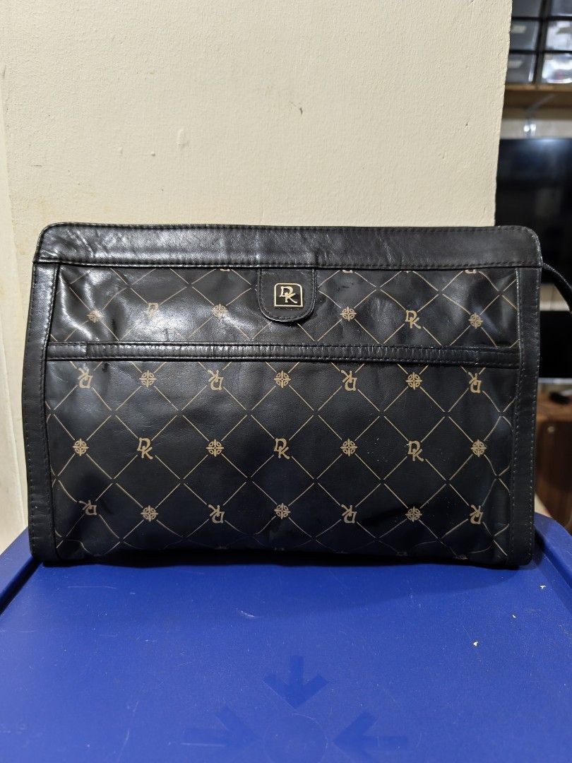 Vintage DK pattern Clutch (Category: Clutches) located in Quezon City. Submitted by uydaisy1979 (Listing ID 1460200004, Image 1). Description: .