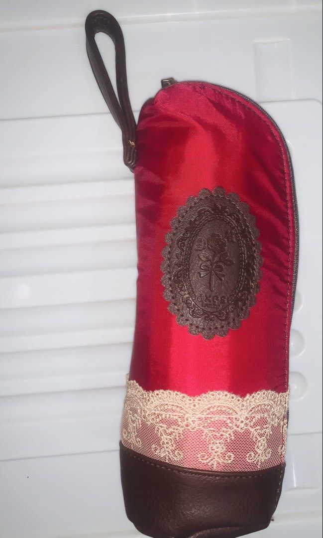 Vintage Japan (Category: Dresses) located in Pasig City. Submitted by monad13q (Listing ID 1460158151, Image 1). Description: - original, imported from Japan never used natago lang ang ganda nya waterproof for umbrella classy din Matibay for small umbrella pwede na lagay sa bag kahit basa pwede pang travel and if youre attending sa events or parties mahal po yan mura ko na ibibigay authentic po yan phased na yan kaya ikaw lang meron nyan dto - a 