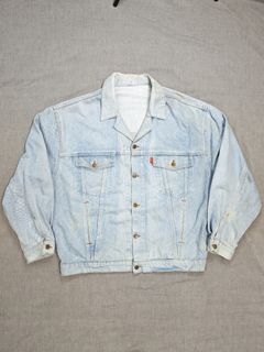 (Category: ) located in . Submitted by used_clothing2600 (Listing ID 1460210626, Image 1). Description: .