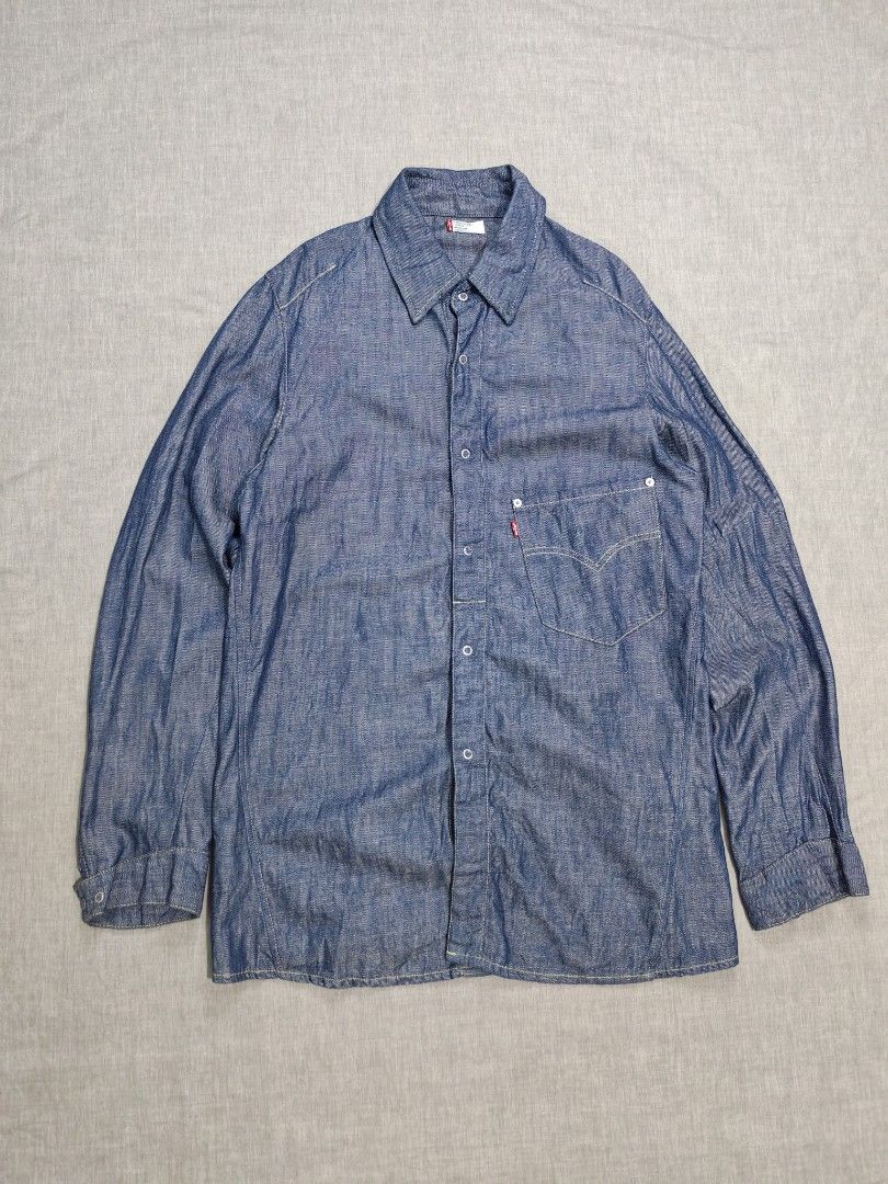 vintage levis engineered denim shirt (Category: Tshirts & Polo Shirts ) located in Baguio. Submitted by used_clothing2600 (Listing ID 1460204329, Image 1). Description: vintage levis engineered denim shirt made in tunisia excellent condition size medium pit to pit 21.5 length 33 shoulders 18 sleeve length 27.5 1,980.