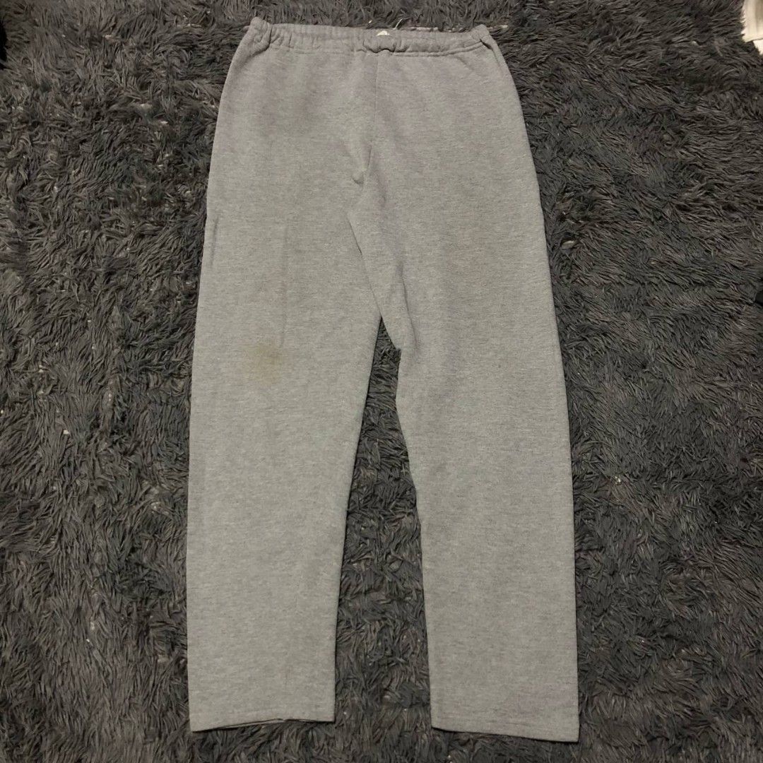 Vintage Russell Athletic Sweatpants (Category: Activewear) located in Camiling. Submitted by thriftscape2024 (Listing ID 1460186745, Image 1). Description: Excellent Condition Color rate: 9/10 Issue: need wash W: Free L: 44 Thigh: 14 Leg Opening: 8.