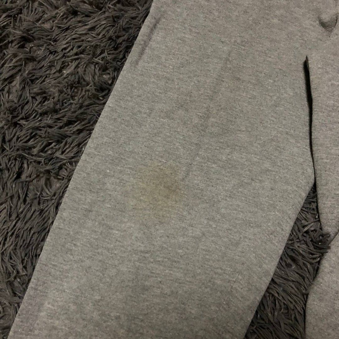 Vintage Russell Athletic Sweatpants (Category: Activewear) located in Camiling. Submitted by thriftscape2024 (Listing ID 1460186745, Image 2). Description: Excellent Condition Color rate: 9/10 Issue: need wash W: Free L: 44 Thigh: 14 Leg Opening: 8.