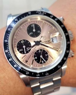 (Category: ) located in . Submitted by watch-collection (Listing ID 1457612365, Image 1). Description: .