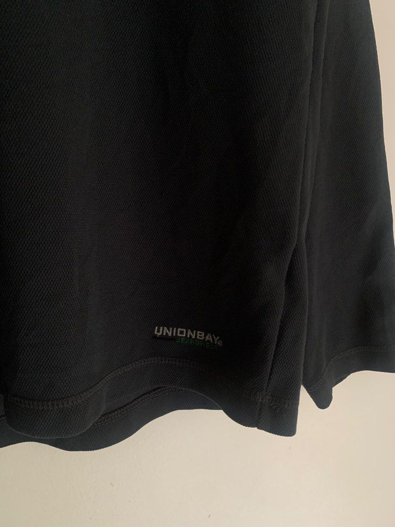 Vintage Unionbay V-tops (Category: Coats, Jackets and Outerwear) located in Paracale. Submitted by takecarekids (Listing ID 1460254441, Image 2). Description: 23” width 27” length Y2k vibe, 100% Polyester Mesh.