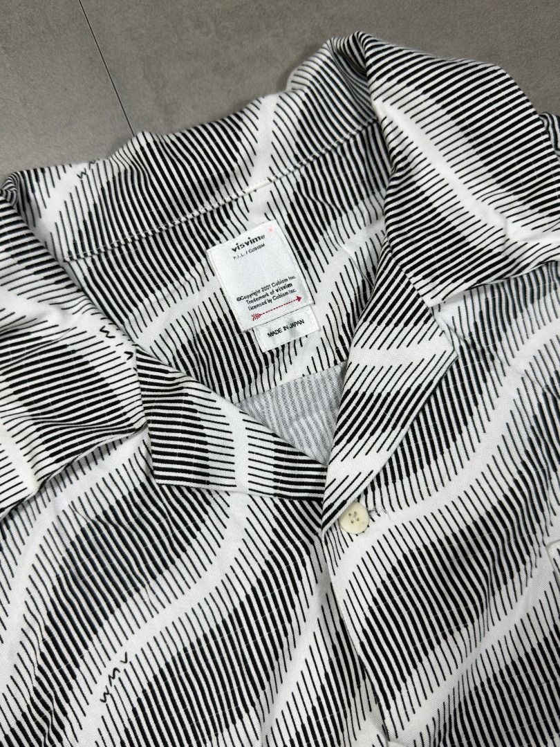 Visvim - Copa Silk Shirt (Category: Tshirts & Polo Shirts ) located in Subic. Submitted by concretefloor (Listing ID 1460199446, Image 3). Description: Size 3 fits XL 26 inches width 29 inches length Excellent condition No flaws 9/10 condition Shipping fee not included Negotiable ; do not hesitate to make offer! .