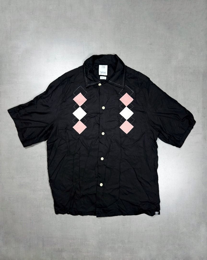 Visvim - Keesey Silk Shirt Polo (Category: Tshirts & Polo Shirts ) located in Subic. Submitted by concretefloor (Listing ID 1460199800, Image 1). Description: Visvim - Keesey Silk Shirt Polo Size 2 23 inches width 27 inches length Excellent condition No flaws 9/10 condition Shipping fee not included Negotiable ; do not hesitate to make offer! .