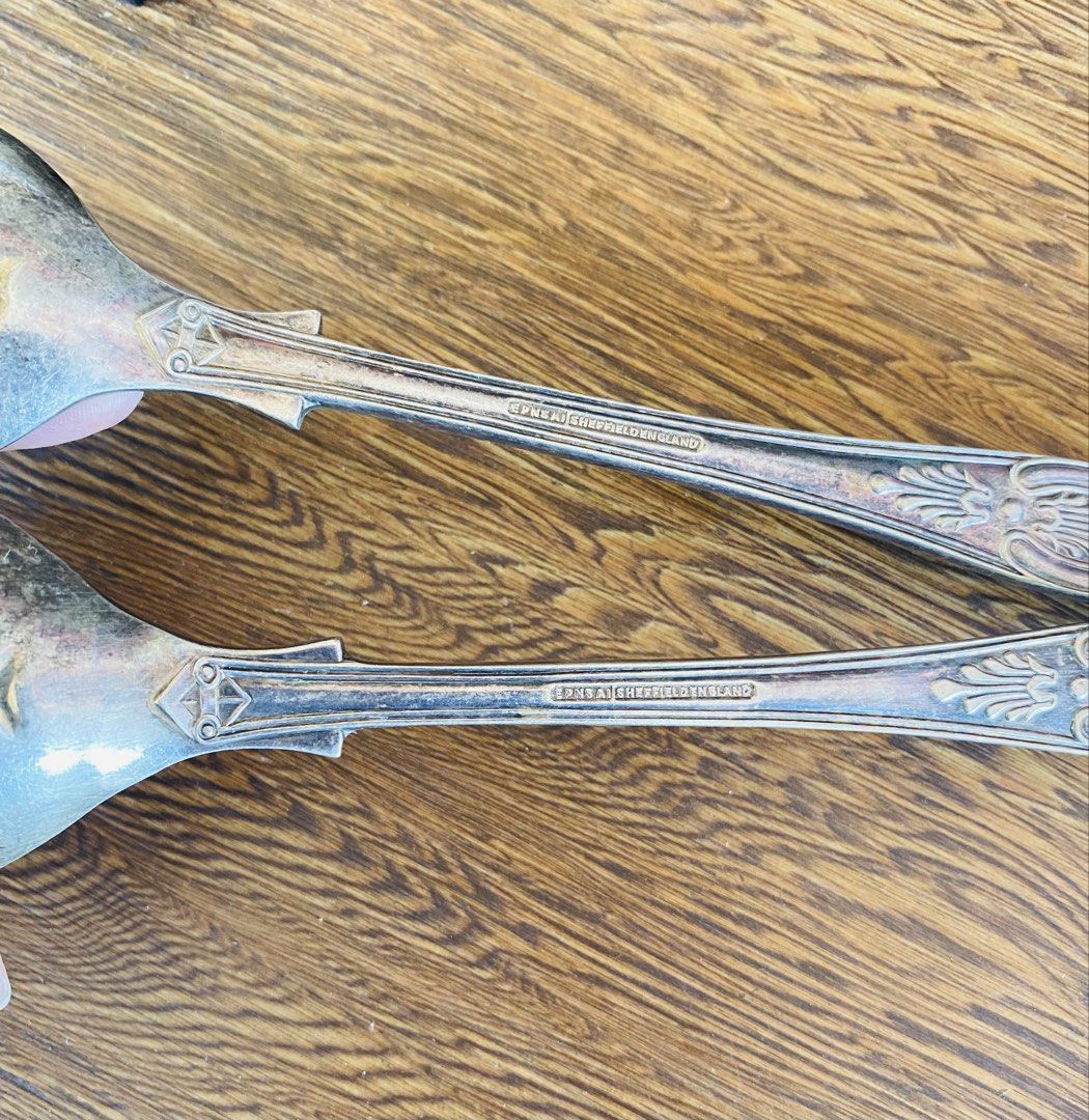 Vıntage servıng (Category: Dinnerware & Cutlery) located in Dapitan. Submitted by clarisasan19348 (Listing ID 1460154994, Image 2). Description: .