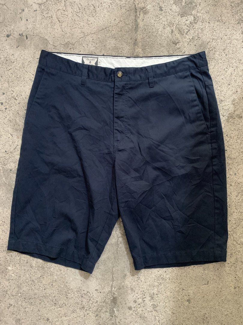 Volcom Shorts Size 36 Navy Blue & Black (Category: Shorts) located in Manila. Submitted by katric1231695 (Listing ID 1460219287, Image 1). Description: - Two pairs of Volcom shorts - Colors: Navy Blue and Black - Size: 36 - Style: Classic Chino - Closure: Button and Zip - Pockets: Side and Back - Ideal for: Casual wear -Length 23 -Aspack 800 -Cavite location .