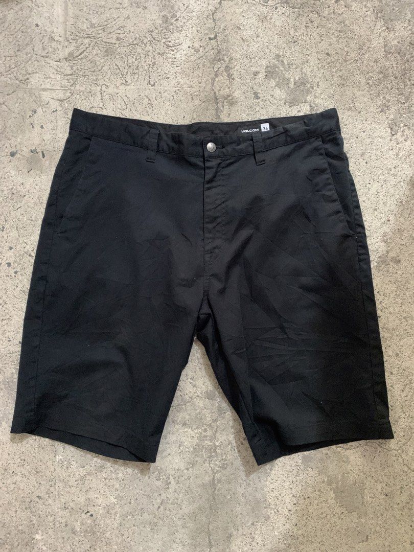 Volcom Shorts Size 36 Navy Blue & Black (Category: Shorts) located in Manila. Submitted by katric1231695 (Listing ID 1460219287, Image 2). Description: - Two pairs of Volcom shorts - Colors: Navy Blue and Black - Size: 36 - Style: Classic Chino - Closure: Button and Zip - Pockets: Side and Back - Ideal for: Casual wear -Length 23 -Aspack 800 -Cavite location .