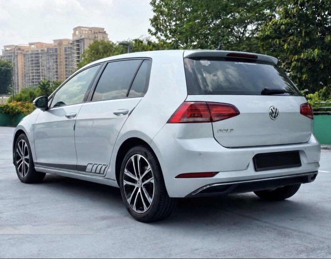 Volkswagen Golf 1.4 TSI Comfortline Auto (Category: Used Cars) located in Singapore. Submitted by dashhganes76716 (Listing ID 1460158690, Image 3). Description: Negotiable for Genuine Buyer Selling my Volkswagen Golf 1.4 TSI Comfortline. DIRECT OWNER — NO DEALER A well-maintained and stock Golf with 1 year 11 months 23 days of COE remaining. Selling due to change in car plans. Vehicle Details • Registered: 31 Aug 2018 • 1.4 TSI / 1,395cc • 123 bh