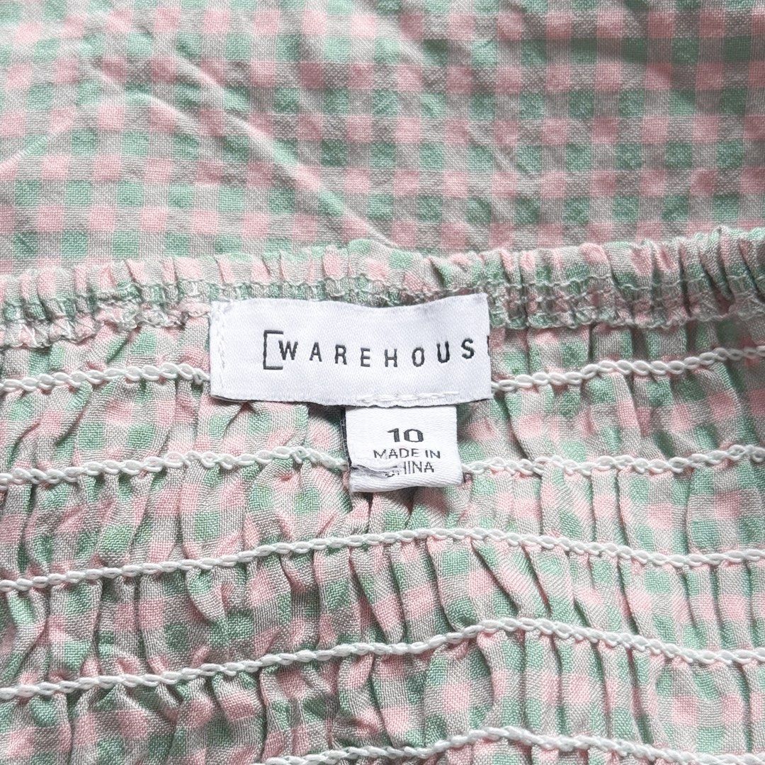 Warehouse Gingham Sweetheart Crop Top (Category: Others Tops) located in Antipolo. Submitted by rosywardrobe (Listing ID 1460194493, Image 2). Description: 🎀 MAKE READING A HABIT 🎀 • No order form, no reservation! • Strictly 1 day reservation • Payment first before order processing • No return, No exchange • Don’t make an offer if you’re not 100% sure • No shipping every weekends — PAYMENT CHANNELS — • GCash • Gotyme • Maya • BDO • BPI • Unionb