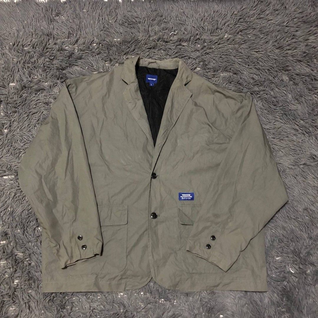 Wassup Bomber Jacket (Category: Activewear) located in Camiling. Submitted by thriftscape2024 (Listing ID 1460191918, Image 1). Description: Excellent Condition Color rate: 9/10 Issue: ❌❌❌ Dimes: W25xL28.