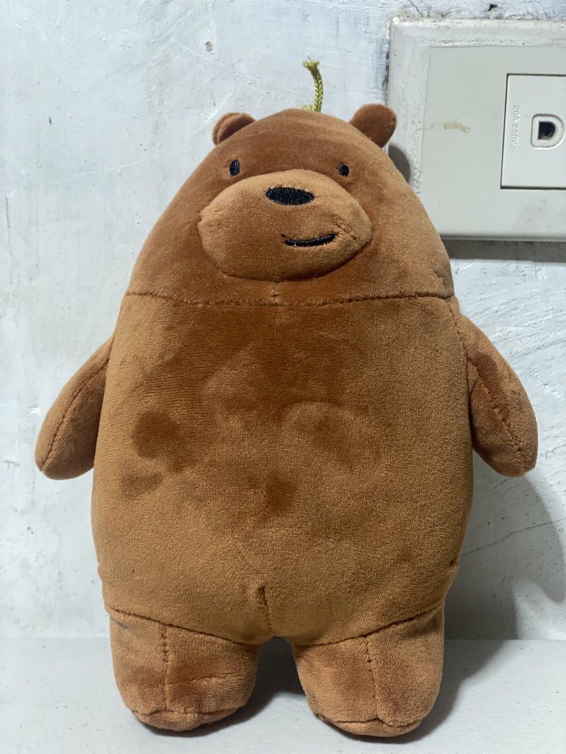We Bare Bears Grizzly Plush Toy Cartoon Network (Category: Plushies & Soft Toys) located in Manila. Submitted by kuya_moto (Listing ID 1460268228, Image 1). Description: - Authentic Grizzly bear plush from the popular show We Bare Bears. - Made with incredibly soft and cuddly material. - Features the official Cartoon Network logo on the tag, ensuring authenticity. - Ideal for any fan of the We Bare Bears series. - Perfect for decorating your spac