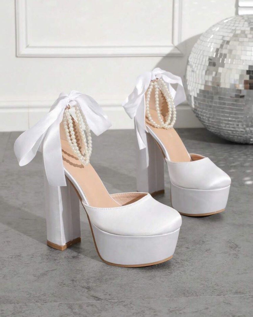 Wedding heels (Category: Heels) located in Pototan. Submitted by tres_190725 (Listing ID 1460176390, Image 1). Description: Women’s High Heel Shoes, Super High Heel, Chunky Heel, Platform, Mary Jane Style, Women’s Thick Bottom High Heels.