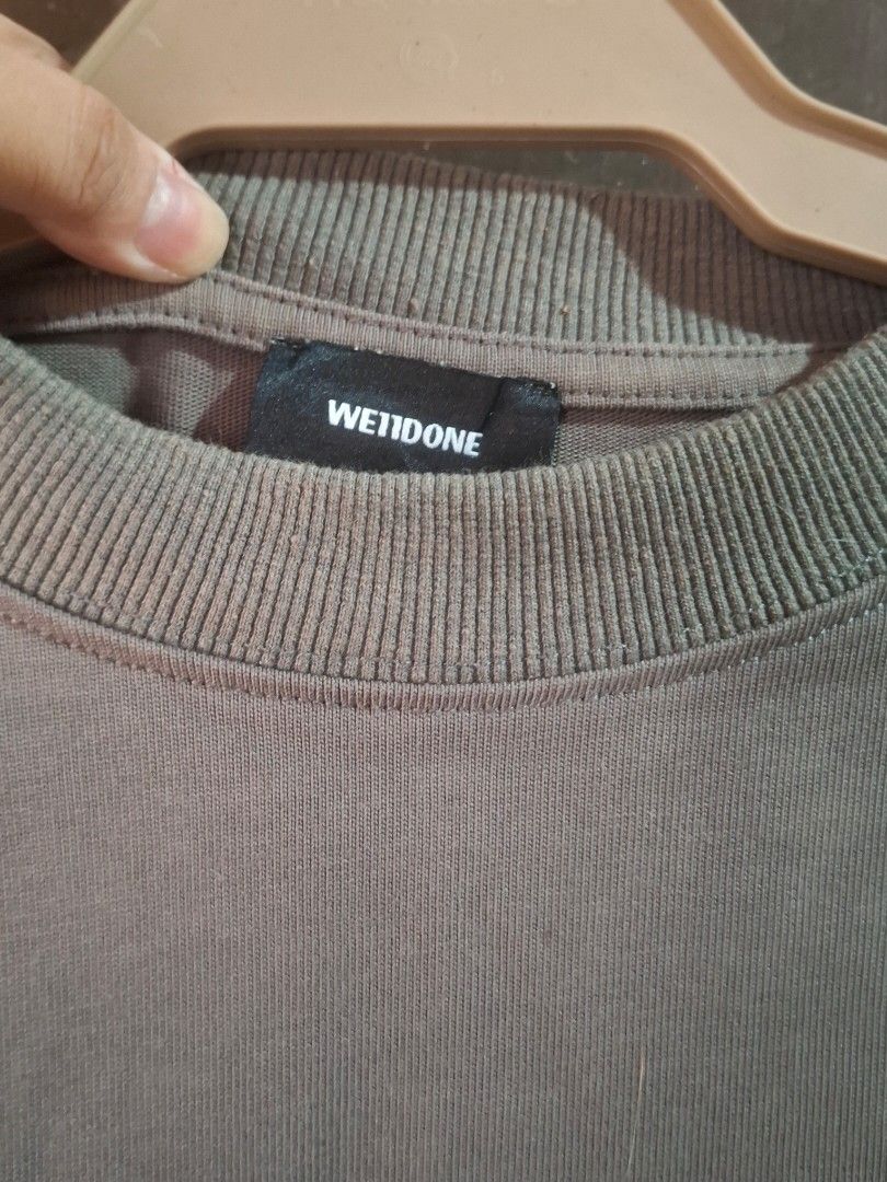 Welldone Mirror tee (Category: Tshirts & Polo Shirts ) located in Laoag. Submitted by _kenlucky (Listing ID 1460109347, Image 3). Description: Crewneck 9/5 Color Rate No hairlines Dimes 28x23.