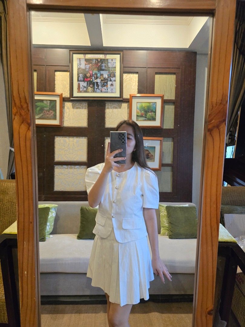 White puff pleated skirt sets (Category: Sets or Coordinates) located in Manila. Submitted by kayencee_27 (Listing ID 1460277670, Image 2). Description: Brandnew Sets With individual pouch 📌 White 📌 Italian silk fabric 📌 Buttoned puff blouse 📌 Bust is 34"-38" 📌 Pleated Skirt with lining 📌 Size zipper 📌 waist is 28"-30" 📌 BKK pullout but no tags na.