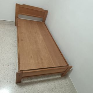 (Category: ) located in . Submitted by secondhandfurnituresg2 (Listing ID 1460196502, Image 1). Description: .