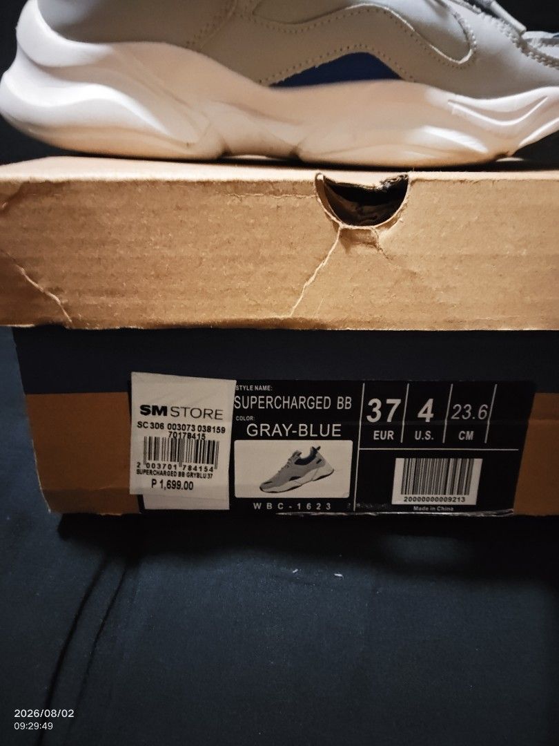 World balance shoes (Category: Sneakers) located in Pagsanjan. Submitted by rays-days (Listing ID 1460258722, Image 3). Description: - SM Store Supercharged BB Sneakers - Color: Gray and Blue - Size: 37 EUR / 4 US / 23.6 CM - Includes original box - Ideal for everyday wear meet ups SANTA CRUZ LAGUNA.