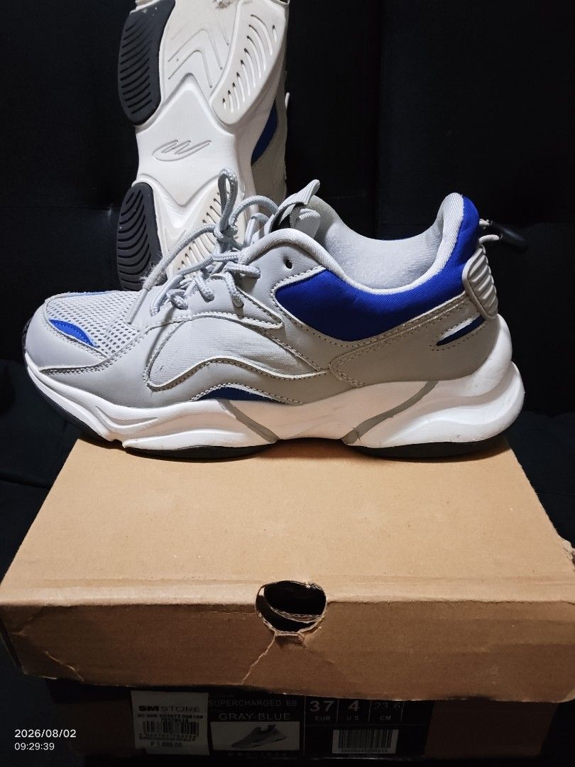 World balance shoes (Category: Sneakers) located in Pagsanjan. Submitted by rays-days (Listing ID 1460258722, Image 2). Description: - SM Store Supercharged BB Sneakers - Color: Gray and Blue - Size: 37 EUR / 4 US / 23.6 CM - Includes original box - Ideal for everyday wear meet ups SANTA CRUZ LAGUNA.