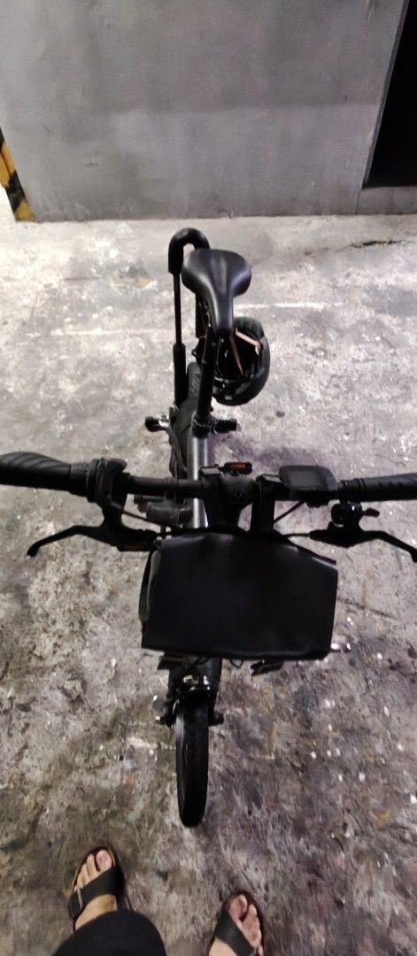 Xiaomi Qicycle folding e-bike (Category: Bicycles) located in Quezon City. Submitted by olxph_560877595 (Listing ID 1460106902, Image 3). Description: - Xiaomi QiCYCLE Smart folding ebike - Features a digital display (in Chinese language but can easily be figured out) fast pedalling assist for comfort biking experience. - High rated capacity battery ΑΞ 5,800mAh / 208kWh - 250watts motor hub with 25km/h speed limit for safety because it's powerful