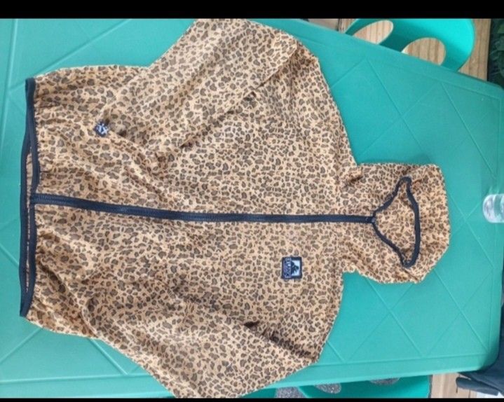 Xlarge leopard aop wind breaker (Category: Coats, Jackets and Outerwear) located in Manila. Submitted by shiesty.seller (Listing ID 1460298995, Image 1). Description: selling my XLARGE LEOPARD AOP WIND BREAKER GOOD AS NEW SIZE MED NO ISSUE FOR 800PHP DM ME FOR INQUIRIES OR IF YOU'RE INTERESTED.
