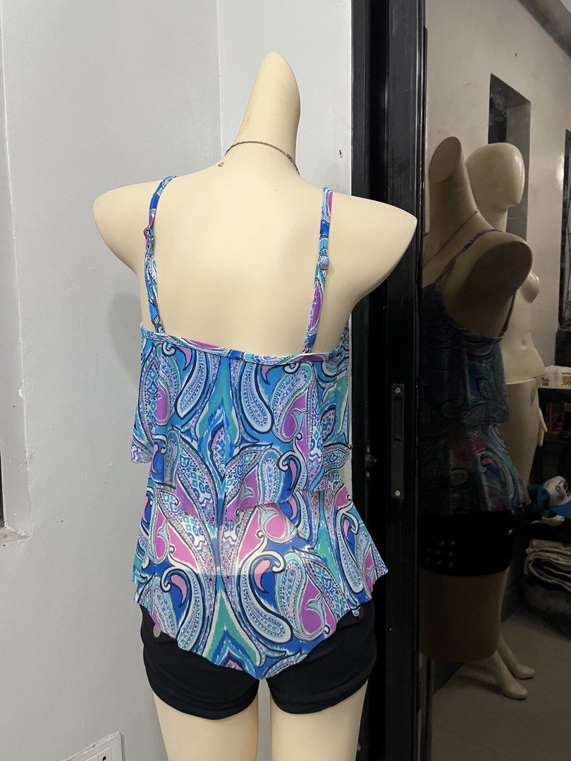 Y2k paisley print mesh tankini with lining (Category: Others Tops) located in Caloocan City. Submitted by onlyfromthepast (Listing ID 1460292740, Image 3). Description: 9/10 condition Medium ✅My bio before purchasing tia💕 ✅ All items are fresh from bales, Pls expect dirt,dust or stains .