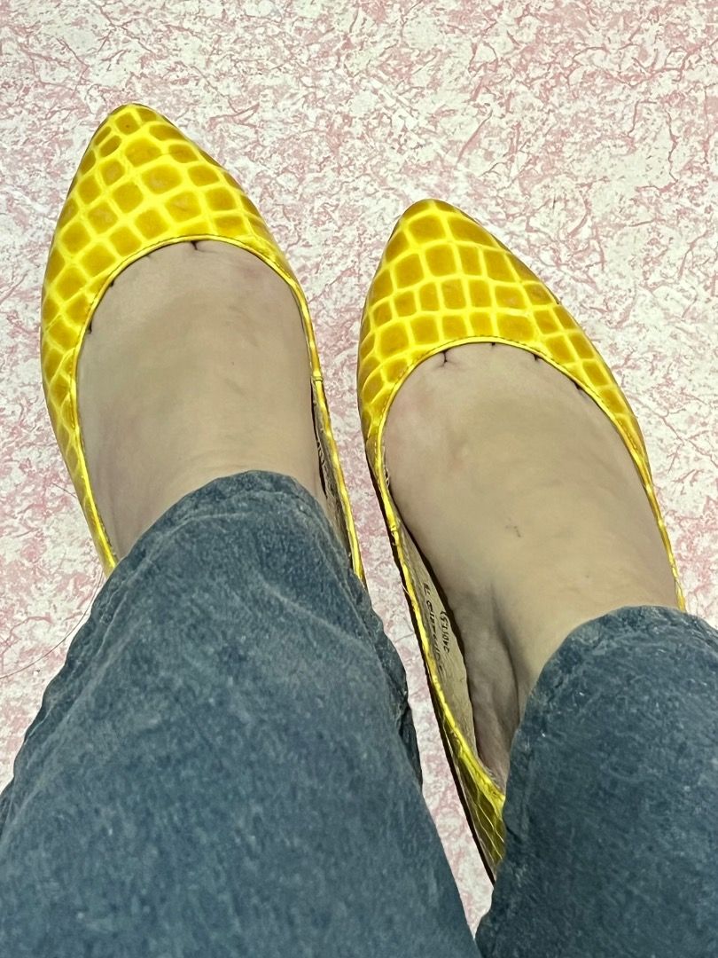 Yellow Crocodile Print Pointed Toe Flats (Category: Flats & Sandals) located in Santa Rosa. Submitted by rsxyen (Listing ID 1460276006, Image 3). Description: - Bright yellow flats - Cool crocodile print texture - Pointed toe design - Easy slip-on style - Brand logo on insole - Adds a pop of color to any outfit - Comfortable for everyday wear.