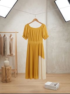 (Category: ) located in . Submitted by meedclothing (Listing ID 1460179681, Image 1). Description: .