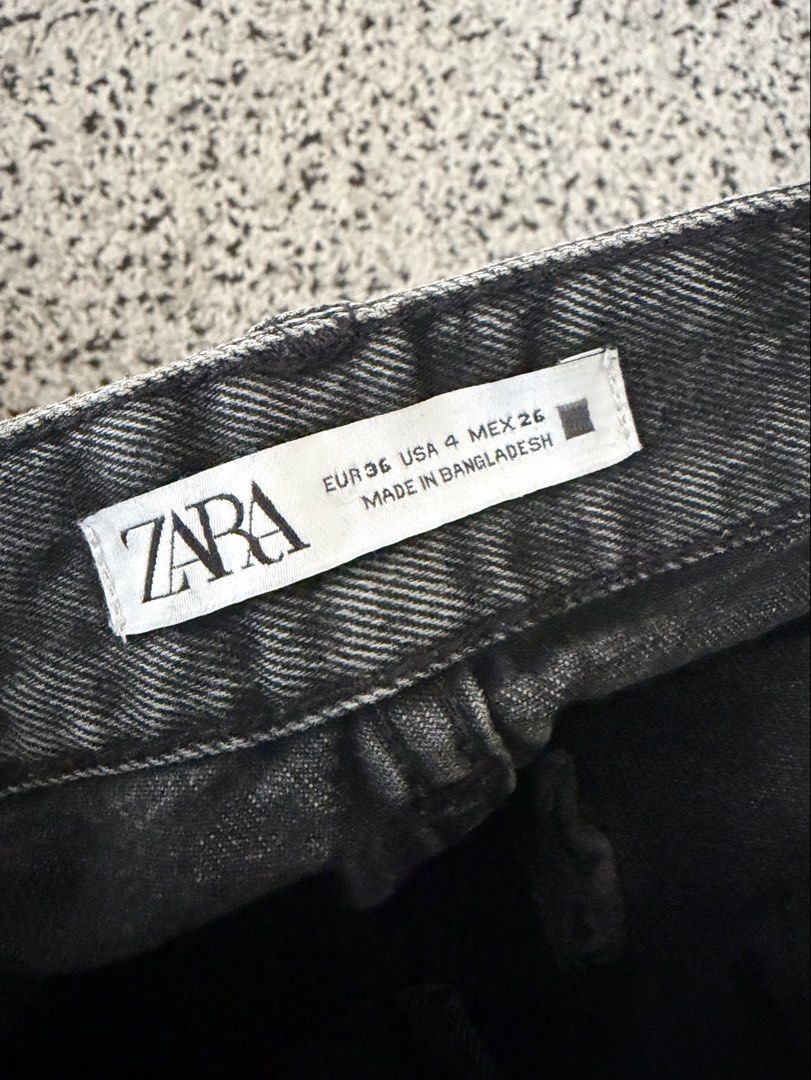 Zara Denim High Waisted Shorts (Category: Shorts) located in Quezon City. Submitted by snoopiii (Listing ID 1460181296, Image 3). Description: RFS: Decluttering.