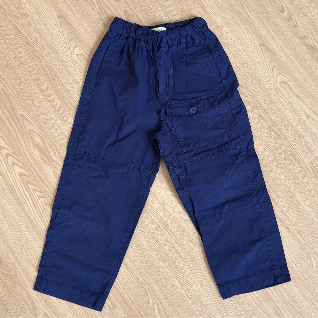 Zara Kids Blue Pants Size 6 (Category: Babies & Kids Fashion) located in Calamba. Submitted by letsygread9 (Listing ID 1460170703, Image 1). Description: - Comfortable elastic waistband - Durable fabric for lasting wear - Side pocket with secure button closure - Ideal for everyday wear and playtime.