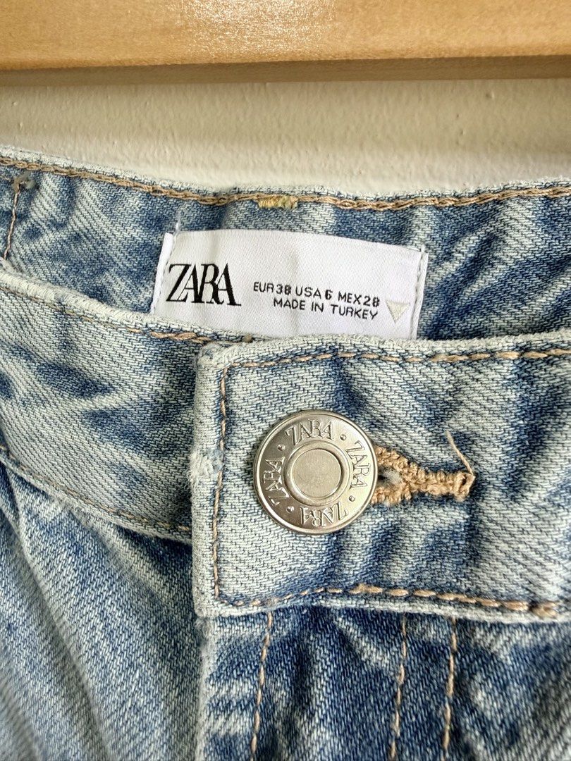 Zara pants (Category: Jeans) located in Tarlac. Submitted by giannisdeclutters4106 (Listing ID 1460240757, Image 3). Description: Like new EUR 38 Fits size 28-29”.