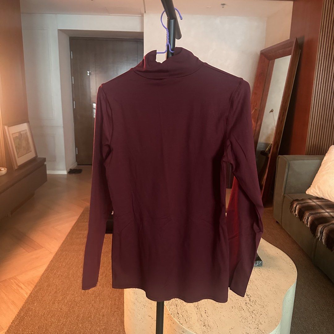 Zara red turtleneck (Category: Longsleeves) located in Pasig City. Submitted by ynahperez (Listing ID 1460212967, Image 3). Description: .