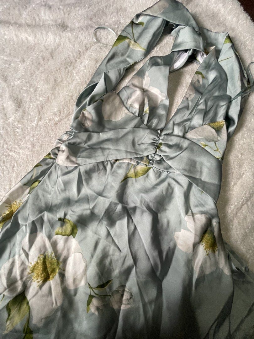 ZARA- SUMMER DRESS (original) (Category: Dresses) located in Manila. Submitted by cleverturtle.4e0a19 (Listing ID 1460155044, Image 2). Description: ZARA- SUMMER DRESS (satin) - used only once sa wedding - in really good condition - orig price 3,995 - pick up/jnt/lalamove - size: EUR M/ USA M/ MEX 28 📍Marikina.