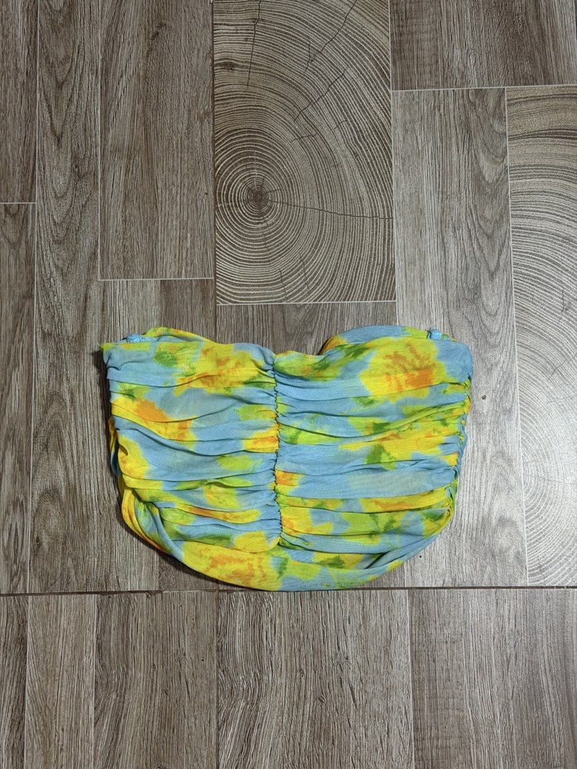 Zara Tulle Top (Category: Others Tops) located in Bacoor. Submitted by pinkzloverz222 (Listing ID 1460182989, Image 3). Description: Zara floral tulle mesh corset cropped top featuring a blue, yellow, and green neon print with a gathered ruched design. good condition no issue ₱300+sf.