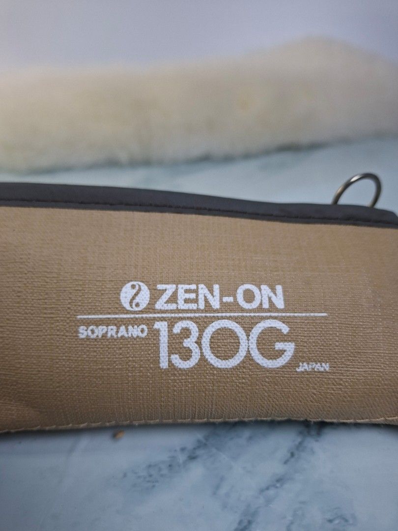 Zen-On 130G Soprano Recorder with Case (Category: Stationery & School Supplies) located in Pasay City. Submitted by onick_79 (Listing ID 1460255716, Image 3). Description: - Zen-On 130G Soprano Recorder - Made in Japan - Includes original case - Ideal for beginners and students - Easy to play - Clean and ready for a new owner.