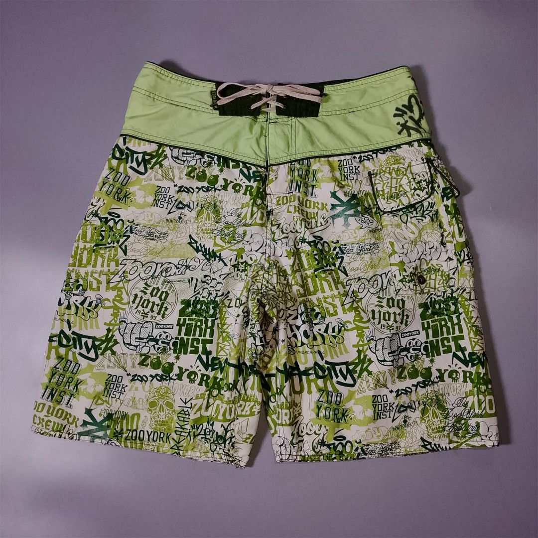 Zoo York Boardshorts (Category: Shorts) located in Taguig. Submitted by 8kthrifter (Listing ID 1460131810, Image 1). Description: Waist: 34 (adjustable) Length: 22 Thigh: 14.5 Hem: 12 Color Rate: 10/10 Issue: strap (see last 2 photo) Excellent Condition.