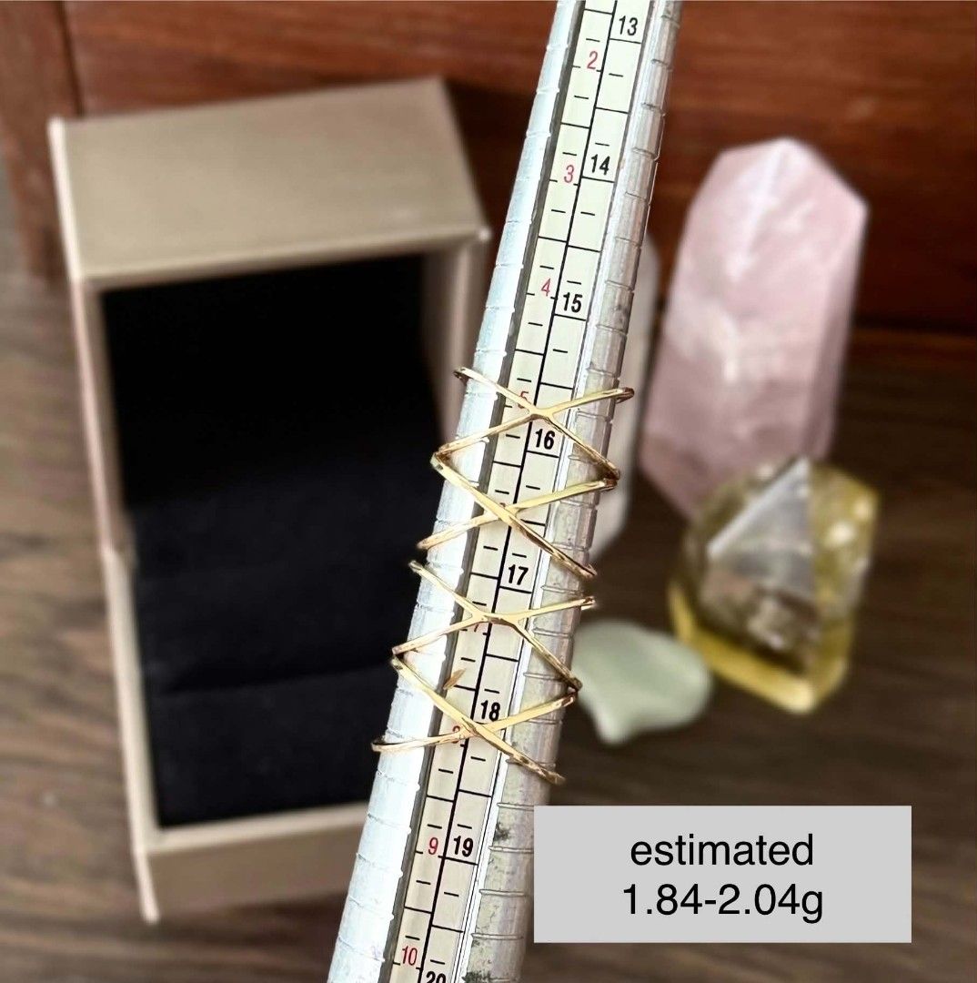 18k yellow gold ring (Category: Rings) located in Cebu City. Submitted by sophia_87 (Listing ID 1460381513, Image 2). Description: 7900/gram shipping via lbc sample 1.84 grams x 7900 pawanable 18k gold.