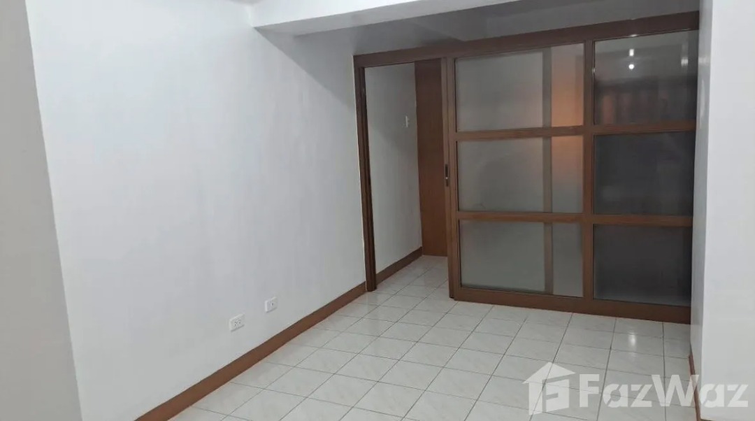 (Category: ) located in . Submitted by propertyproph (Listing ID 1460404729, Image 1). Description: .