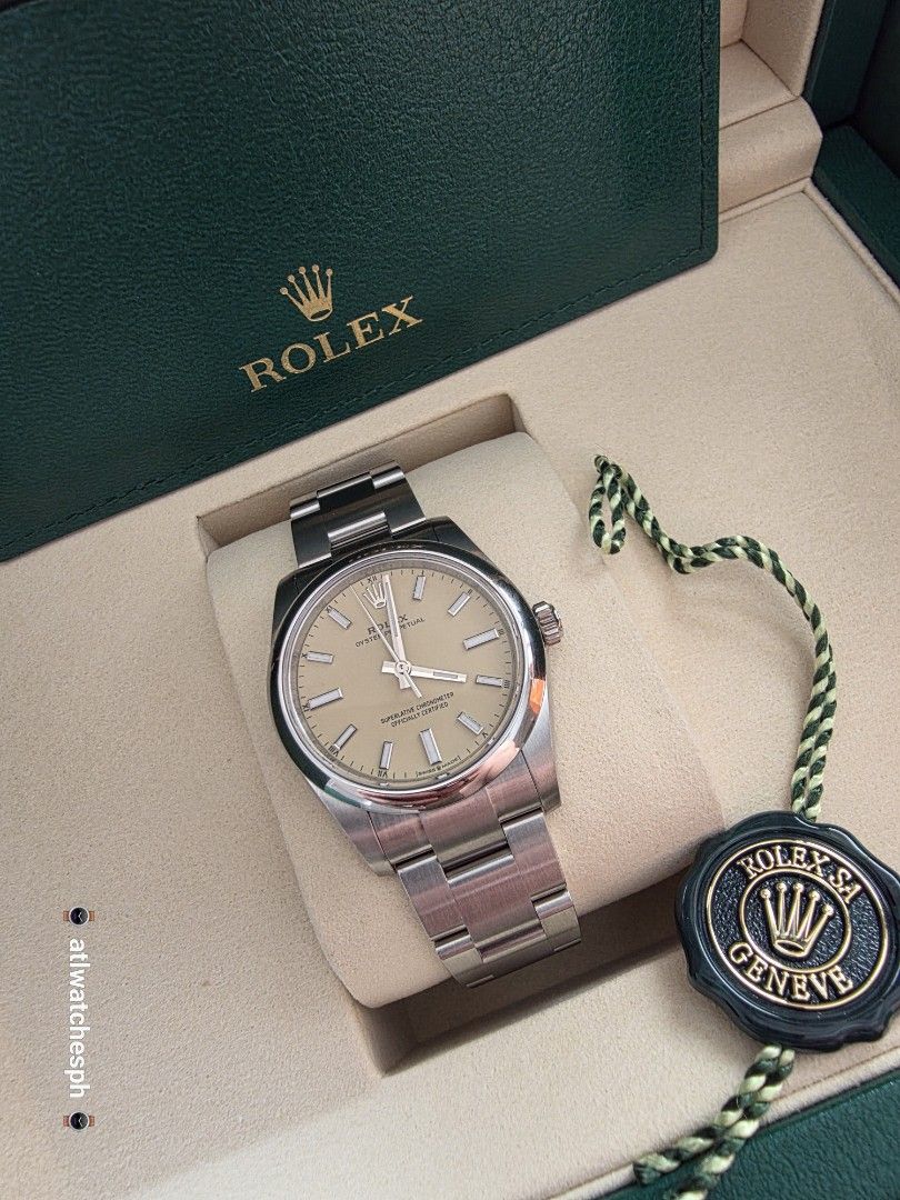 2026 OP BEIGE 34 (Category: Luxury Watches) located in Taguig. Submitted by atlwatchesph (Listing ID 1460407546, Image 2). Description: 2026 OYSTER PERPETUAL BEIGE MODEL 124200 34mm BRAND NEW COMPLETE SET YEAR 2026 🏷 527,000.00 ⌚️ Watch posted is available & in stock 🤝 Posted price Slightly negotiable. For serious inquiries- please message me directly 💯 All timepieces posted & sold are all authentic, genuine, checked & verified 👀 No physical 