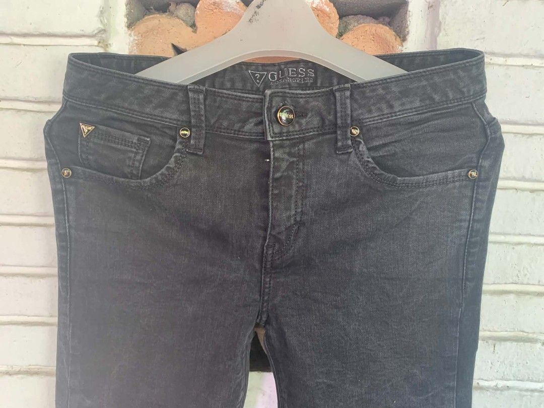 315 shipping bootcut (Category: Jeans) located in Cagayan de Oro. Submitted by nadittelop78337 (Listing ID 1460343131, Image 3). Description: 315 shapping Bootcut size 28 high waist stretch Black super in actual .