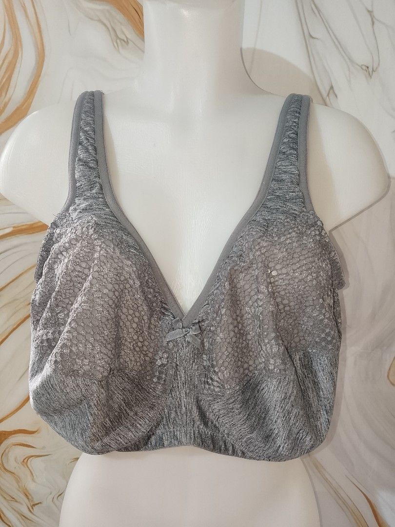 46d Glamorise Grey Lace Full Coverage Bra not padded nonwire (Category: Undergarments & Loungewear) located in Manila. Submitted by truecrystal-1407 (Listing ID 1460364190, Image 1). Description: - Comfortable grey bra with delicate lace detailing on cups. - Full coverage design for excellent support. - Adjustable straps and hook-and-eye closure for a perfect fit. - Made with soft fabric, ideal for all-day comfort. - Creates a smooth silhouette u