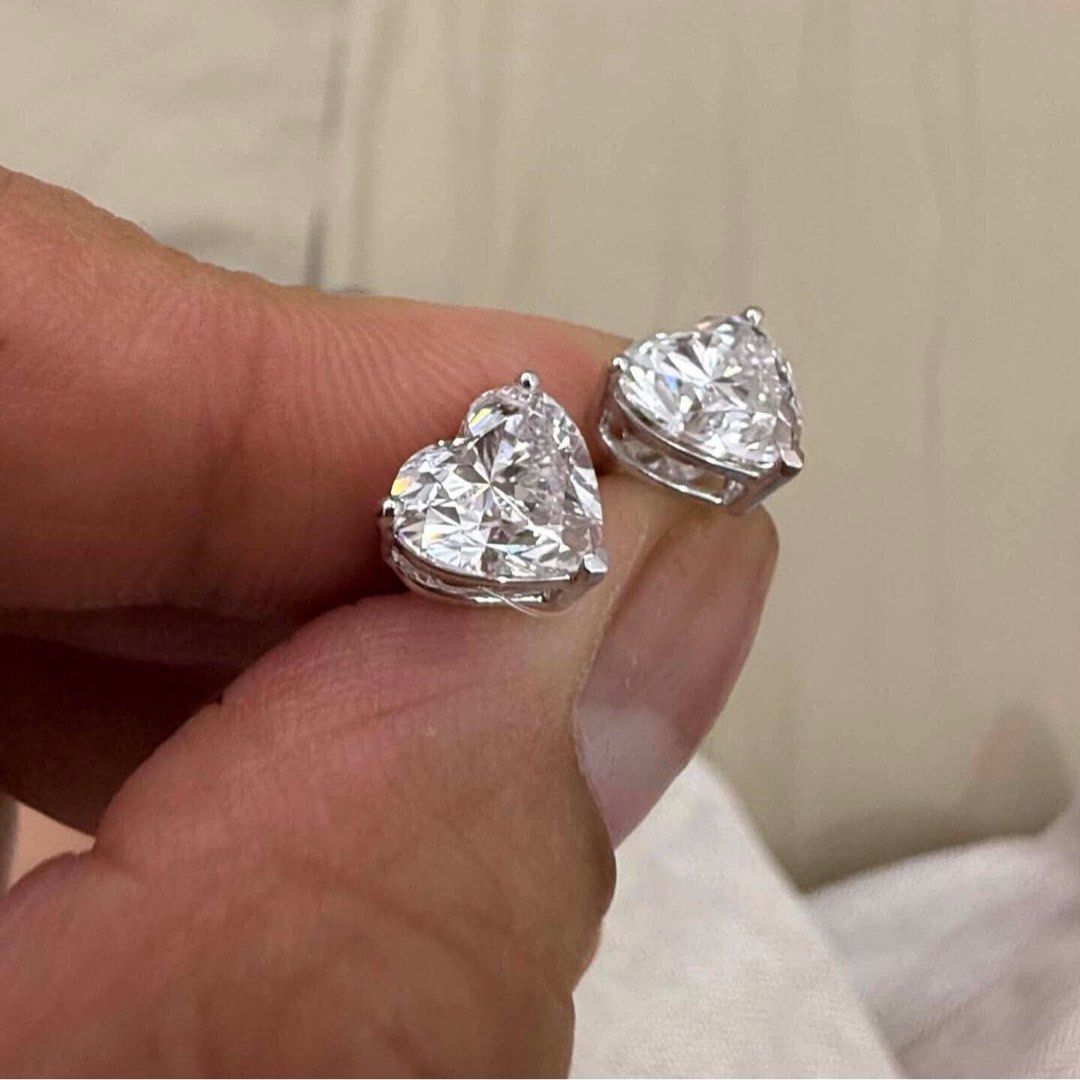 4 Carat Heart Shape Lab Grown Diamond Stud Earrings D VS1 (Category: Earrings) located in Pasay City. Submitted by watch.authentic_ph (Listing ID 1460500103, Image 2). Description: - Heart shape lab-grown diamond stud earrings K18 WG - Each diamond is 2 carats (total 4 carats) - D Color (colorless) - VS1 Clarity (very slightly included) - Comes with IGI Certificate - Exceptional sparkle and brilliance - Perfect for daily wear or special events.