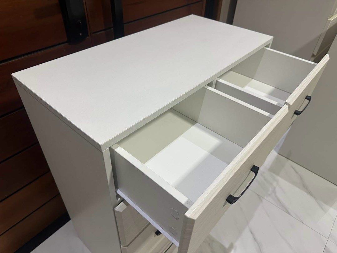 5 DRAWER CHEST CABINET ‼️ (Category: Announcements) located in Manila. Submitted by nanzkie_2015 (Listing ID 1460340479, Image 3). Description: 5 Drawer Chest Cabinet *can pass as new *melamine laminated board W31in x D16in x H36in.
