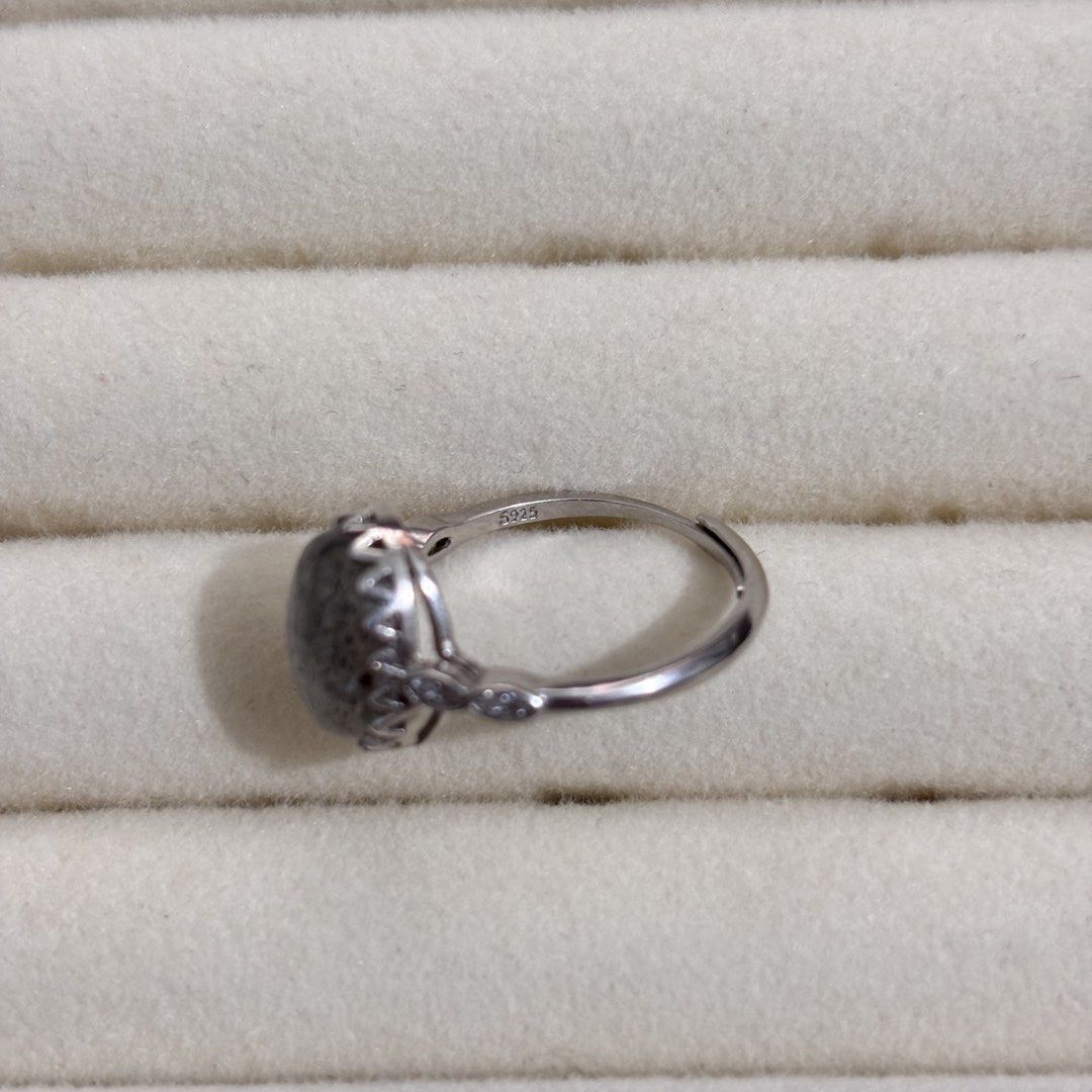 Natural Labradorite Gemstone Ring Sterling Silver 925 Setting (Category: Rings) located in Pasig City. Submitted by bleuvelyatelier (Listing ID 1460423658, Image 3). Description: -Natural Labradorite Stone -Cabochon Cut -S925 Setting -Adjustable Band -Comes with certificate Payment via GCash or Bank Transfer.