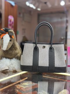 （分類：）位於 。 由 360_Luxury 提交（商品編號 1460402498，圖片 1）。簡介： 。