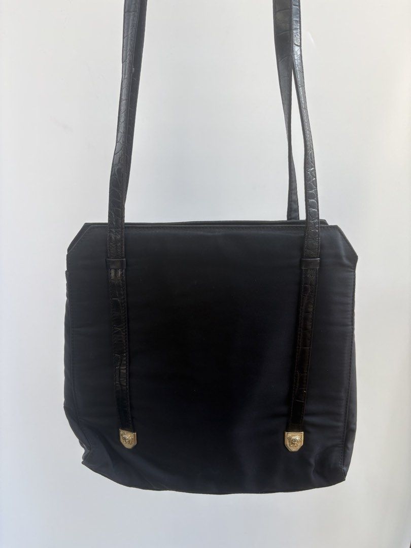 💯 Authentic Versace Nylon Tote (Category: Tote Bags) located in San Mateo. Submitted by littlemalashop (Listing ID 1460459305, Image 1). Description: Guaranteed Original with COA.