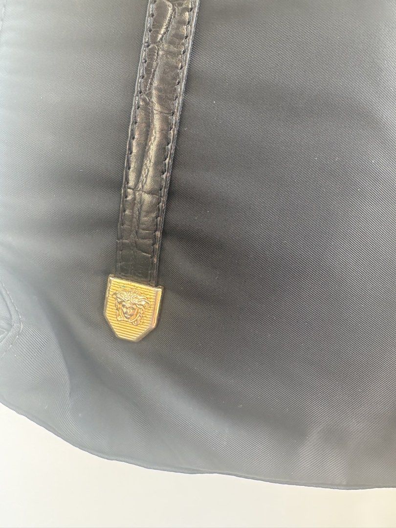💯 Authentic Versace Nylon Tote (Category: Tote Bags) located in San Mateo. Submitted by littlemalashop (Listing ID 1460459305, Image 2). Description: Guaranteed Original with COA.